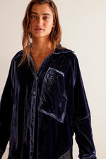 Night Skies Velvet Top-Navy