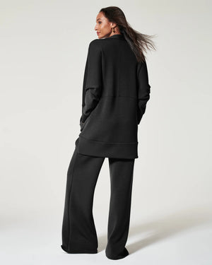 Air Essentials Cocoon-Very Black