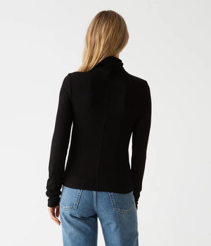 Tara Crop Turtleneck-Black