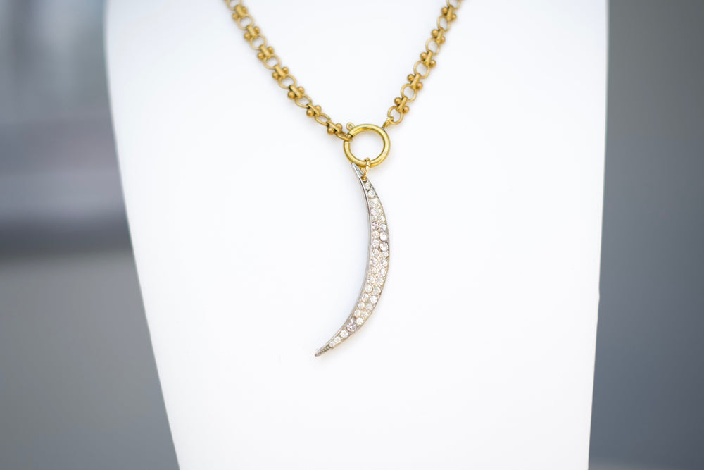 Vintage Crescent Moon Necklace BA197