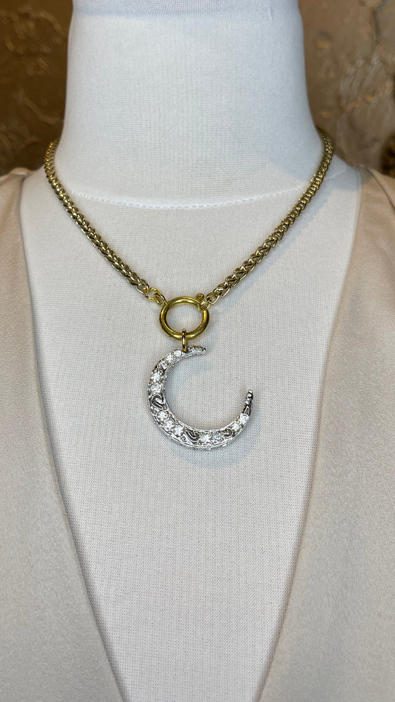 Vintage Crescent Necklace AW431