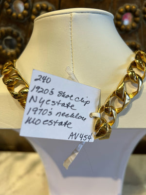 AV454 Vintage Necklace