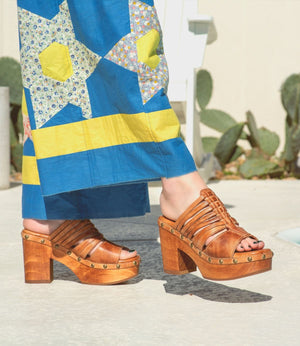 Shantel- Tan Rustic
