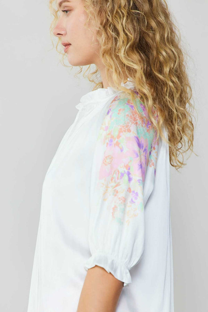 3Q Sleeve V-Neck Floral Blouse-White